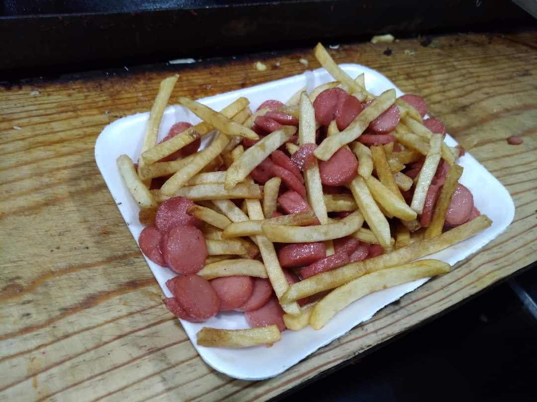 Salchipapas