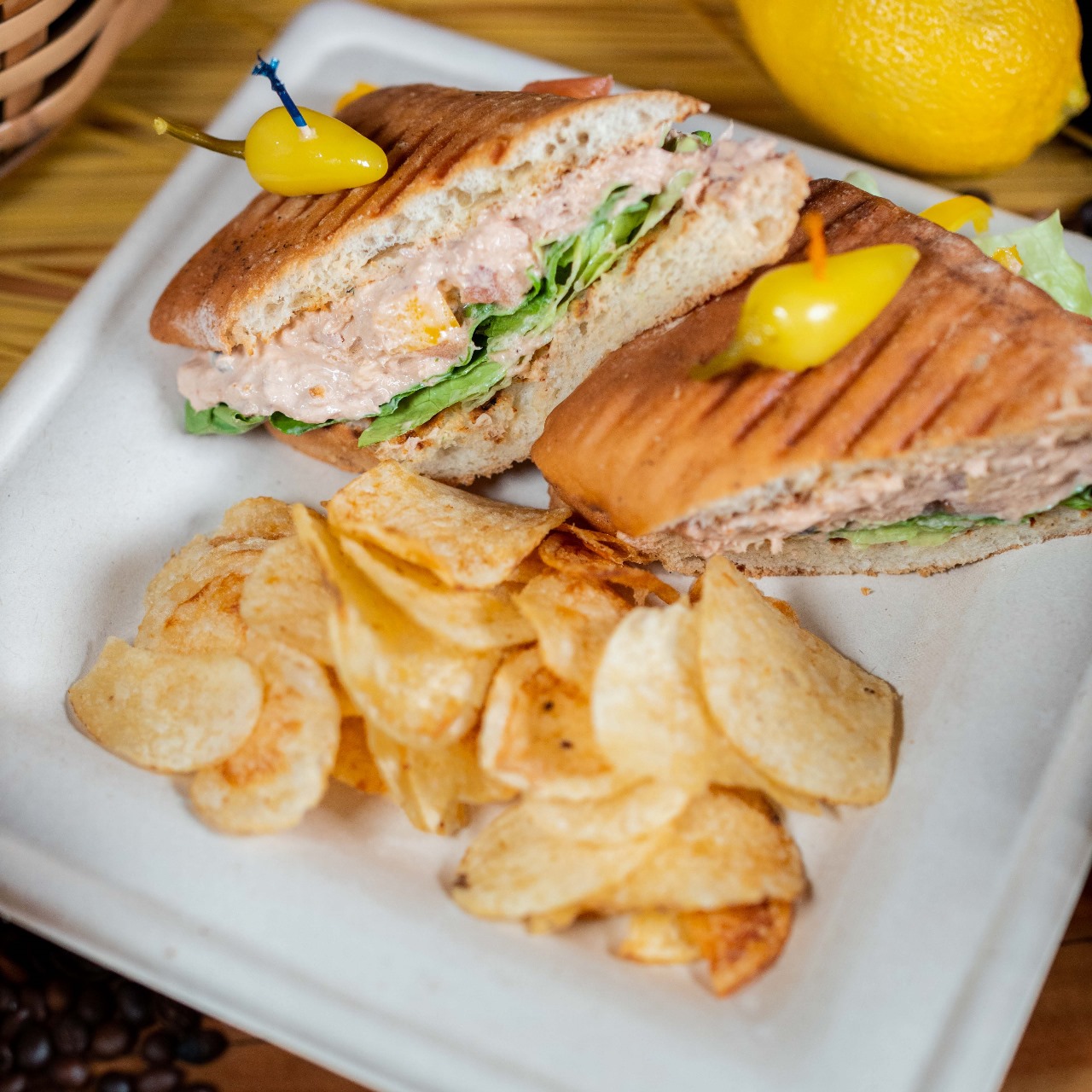 Panini Atún Chipotle