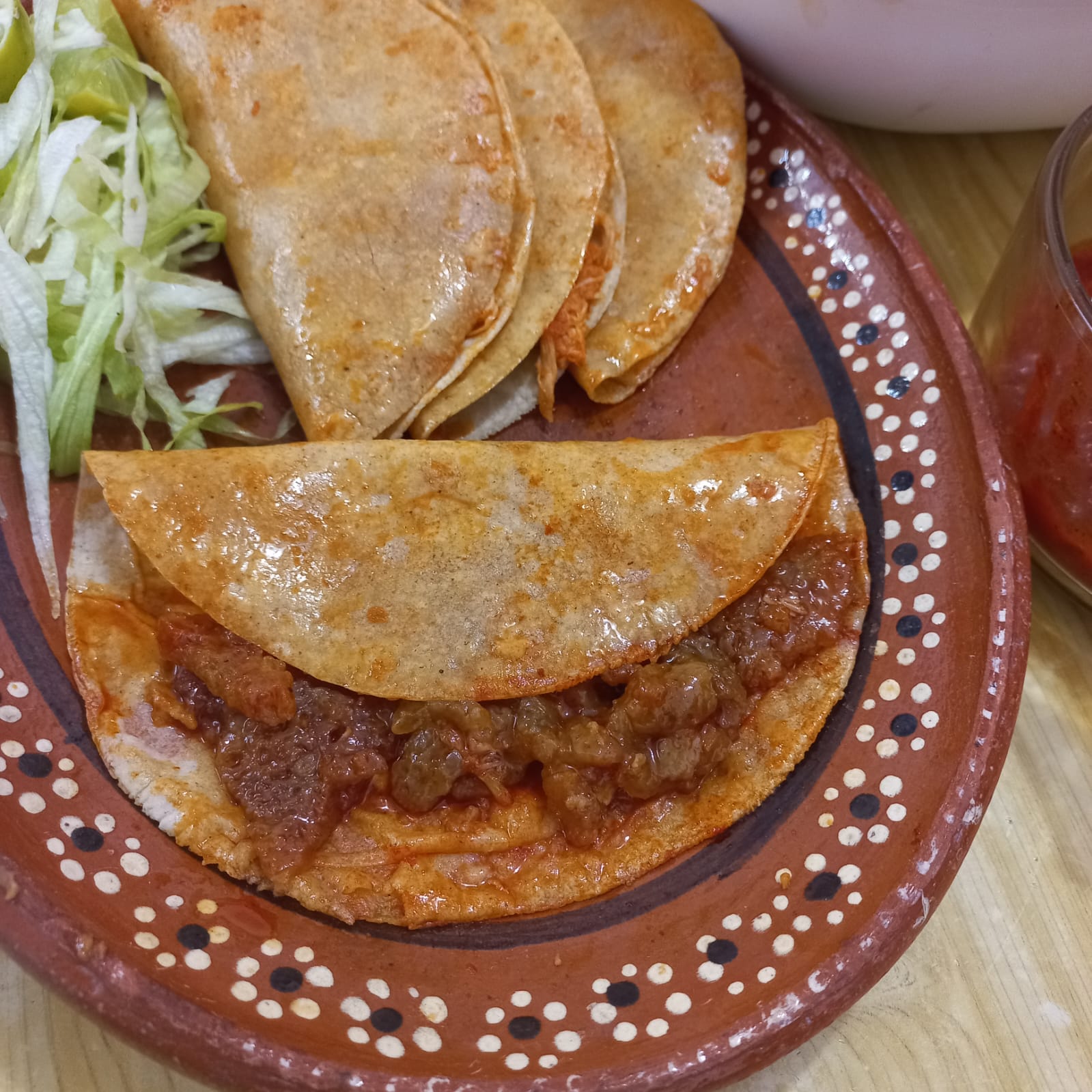 Taco de chicharrón.