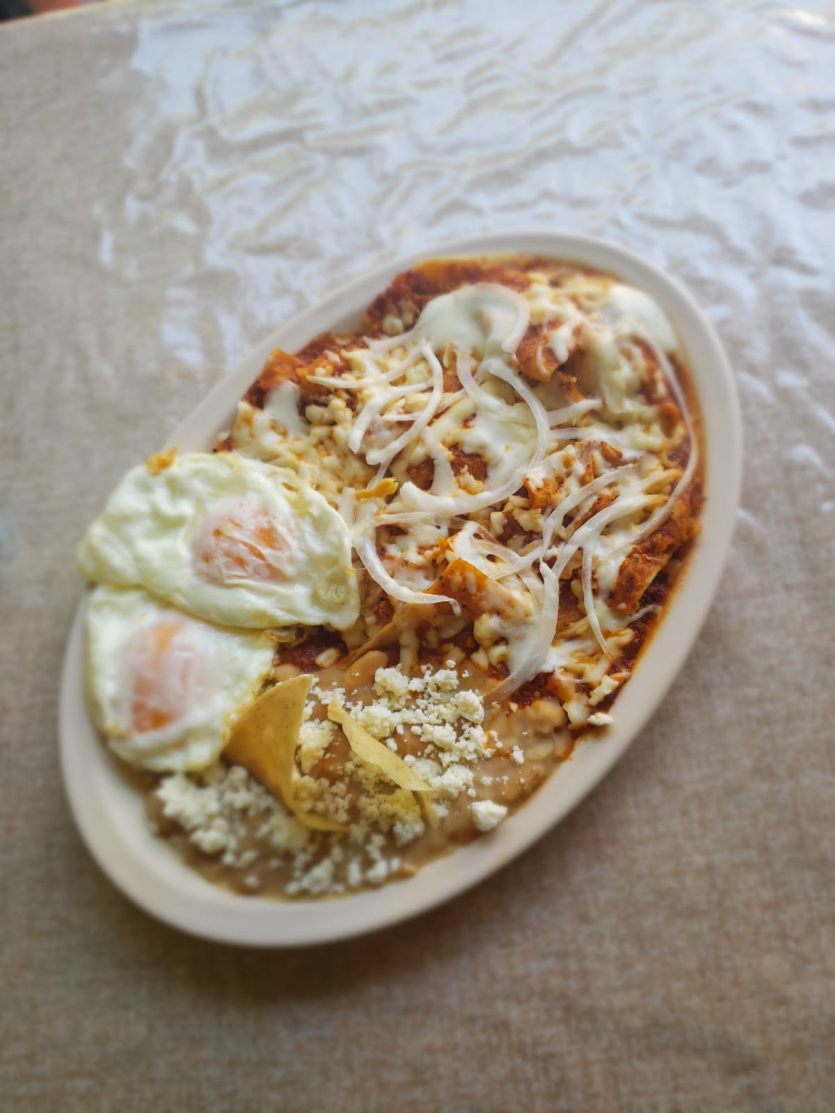 Chilaquiles con Huevo