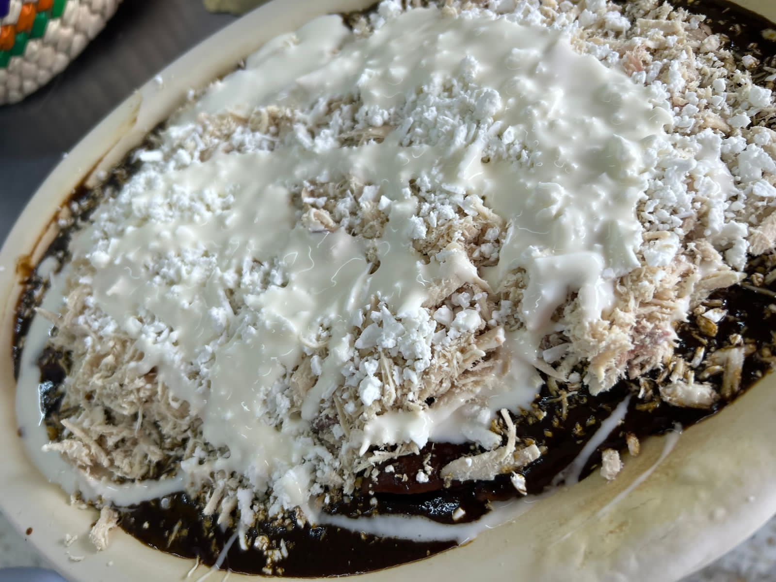 Enchiladas Mole con Pollo