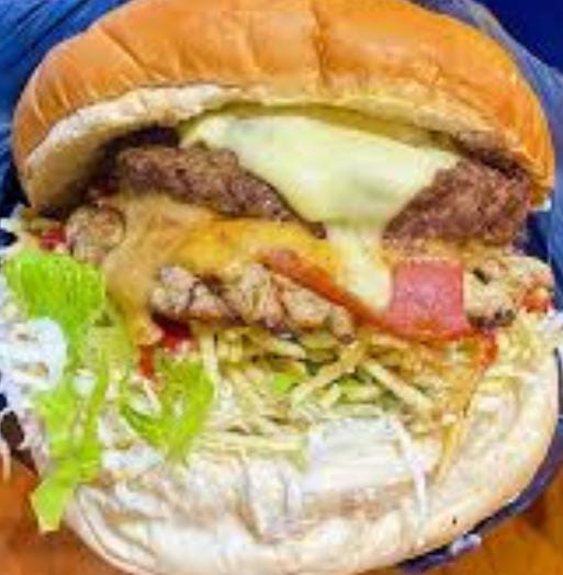 2x1 Hamburguesa Especial + Papas a la Francesa