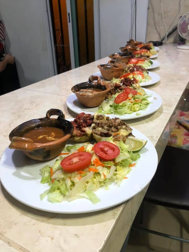 Frijoles Charros Especiales.