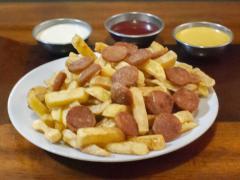 Salchipapas Clásicas