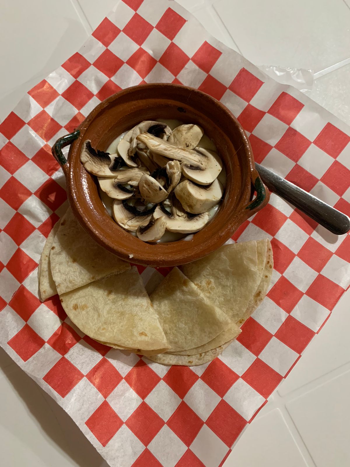 Queso Fundido de Champiñones