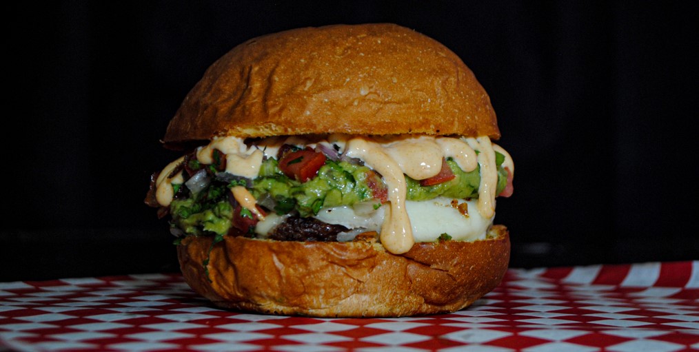 Combo-Hamburguesa EL Charro más Papas