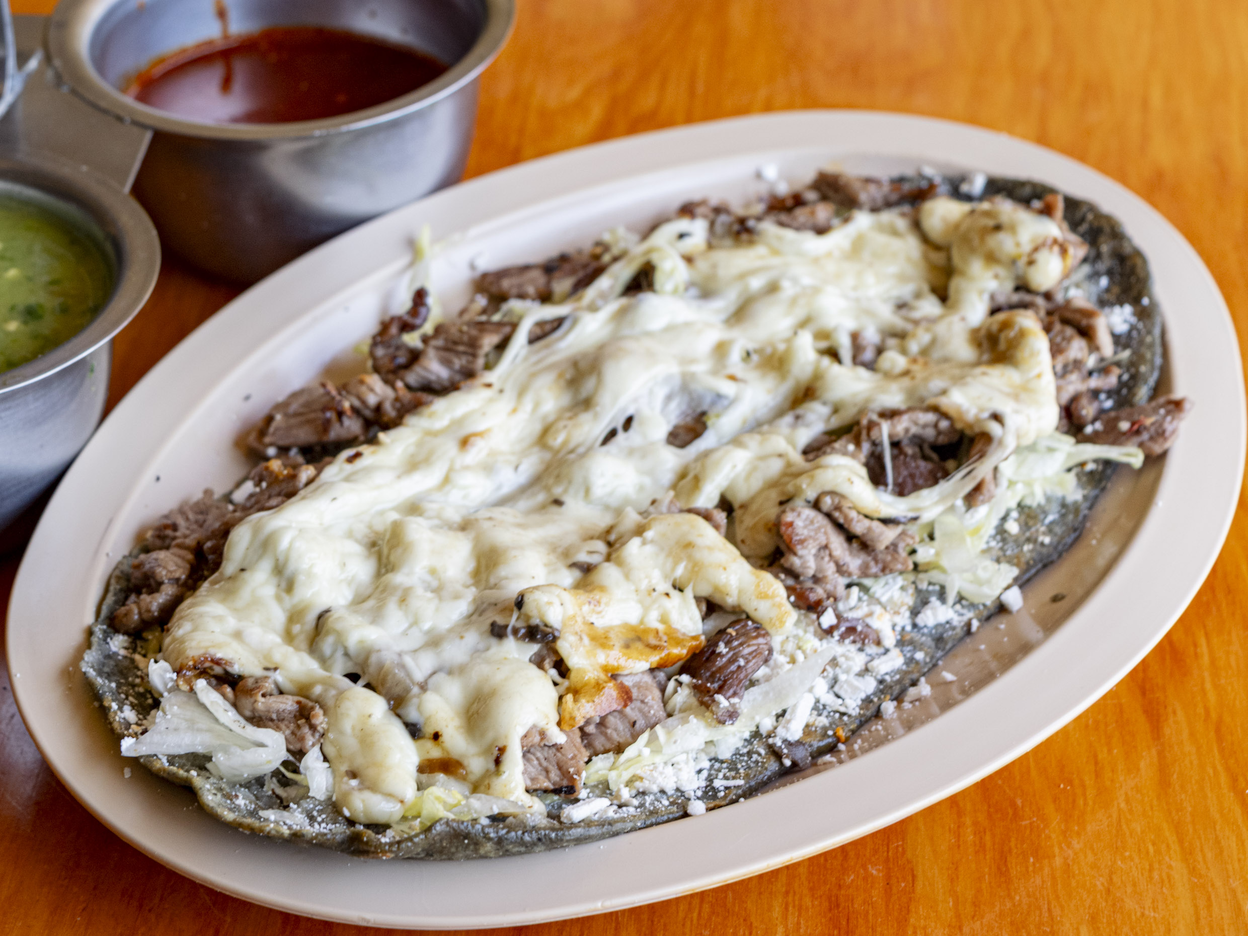 Huarache de Champiñón con Queso