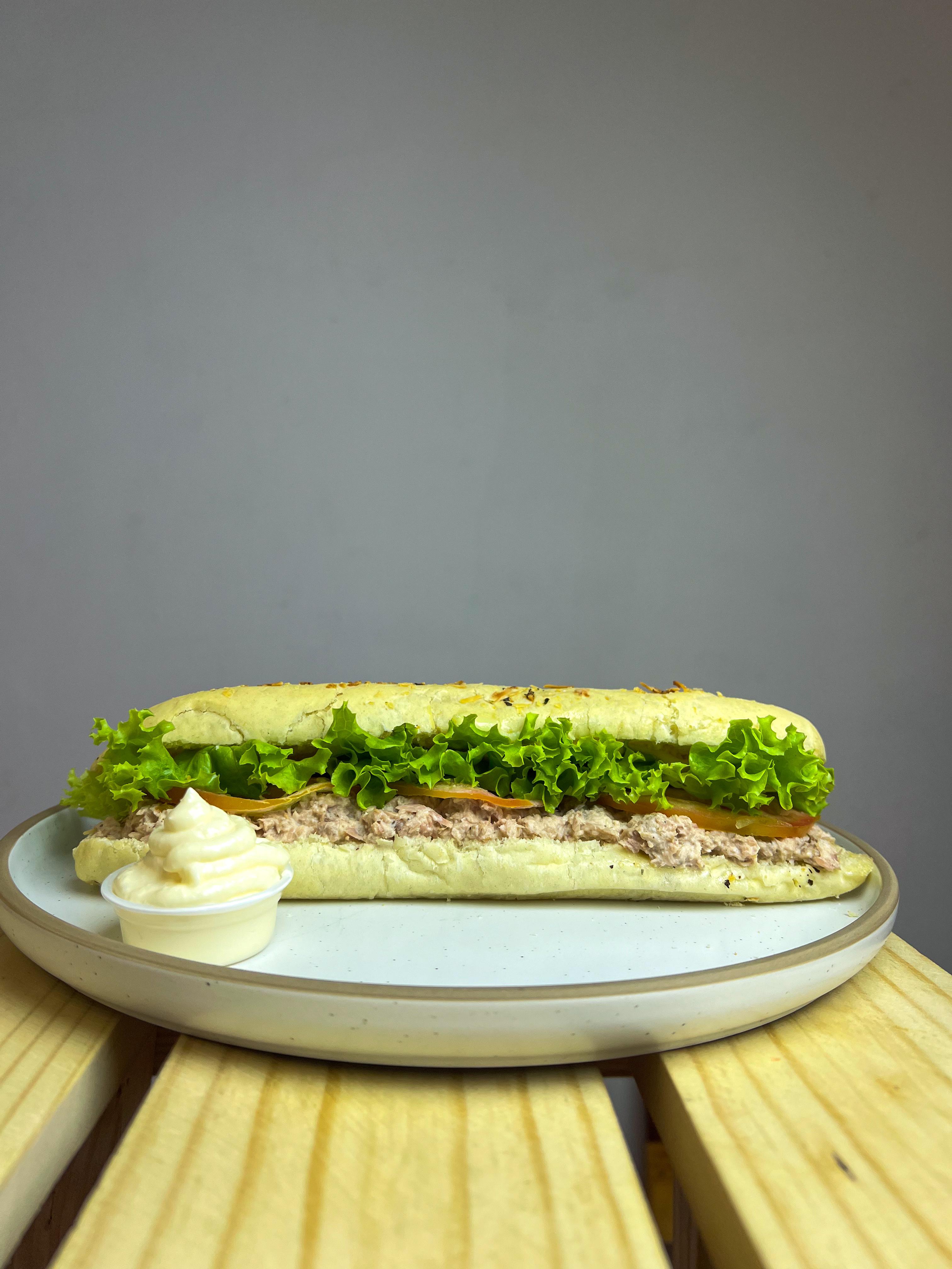 1 Sándwich Lomito de Atun Gourmet