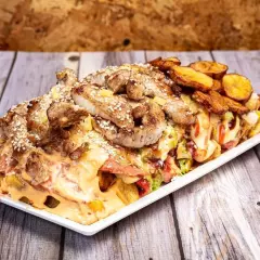 salchipapadas carne y pollo