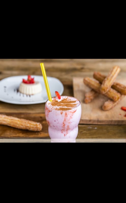 Combo Churro Relleno y chocomilk