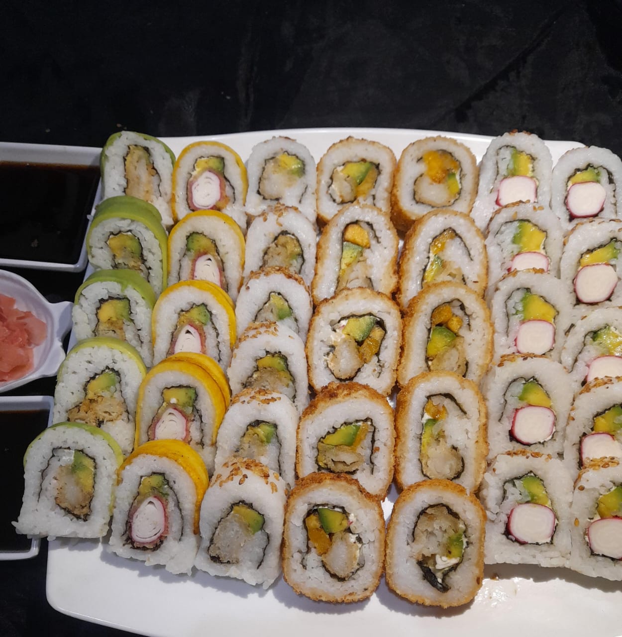 COMBO 36 PIEZAS 5 SABORES+ 2 POSTRES
