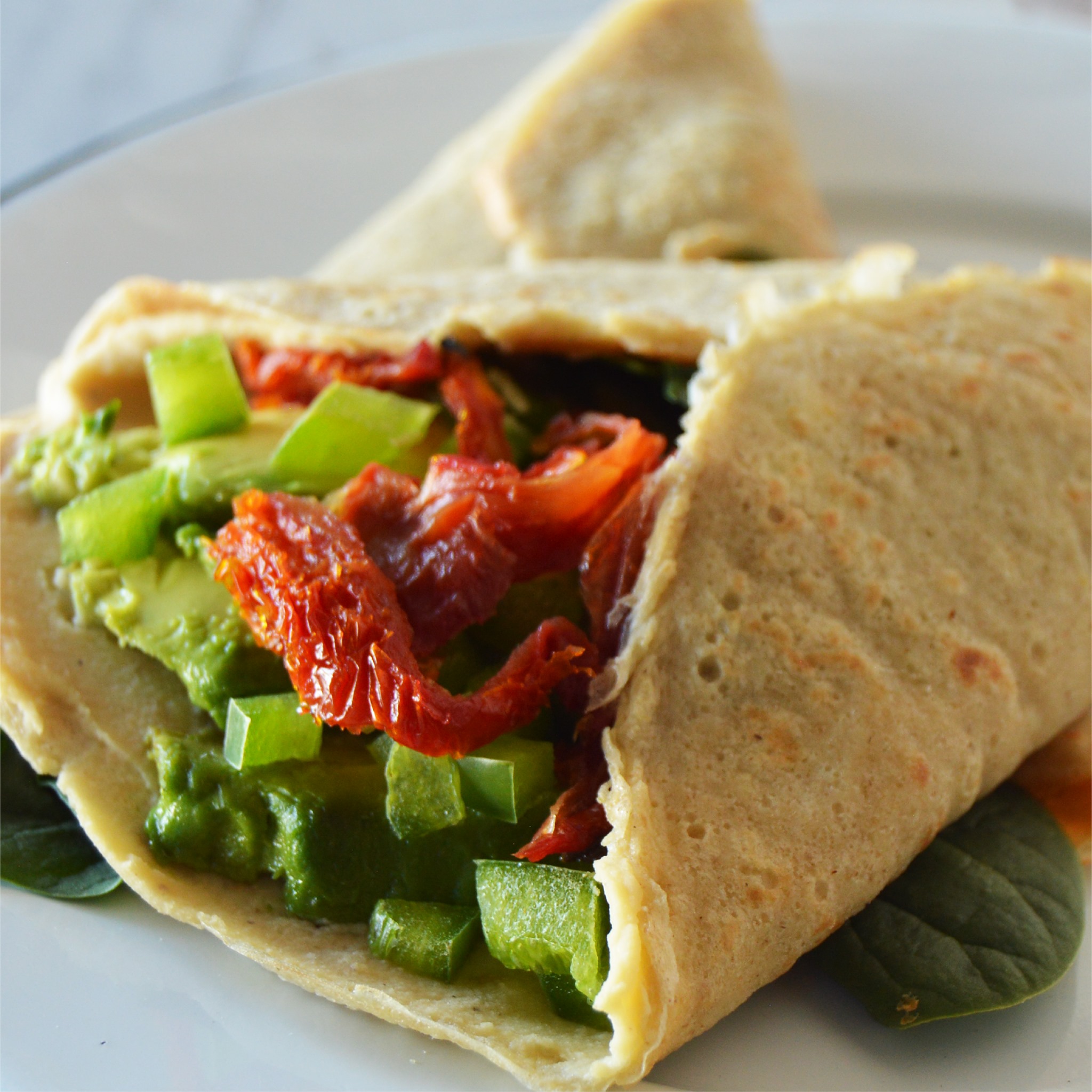 1/2 Orden Crepa Hummus