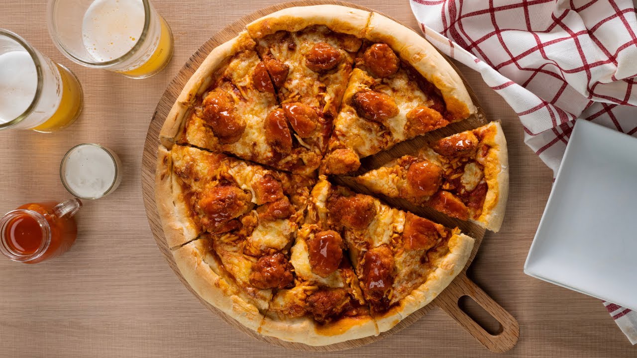 Combo Pizza de Boneless Y Papas Con Tocino