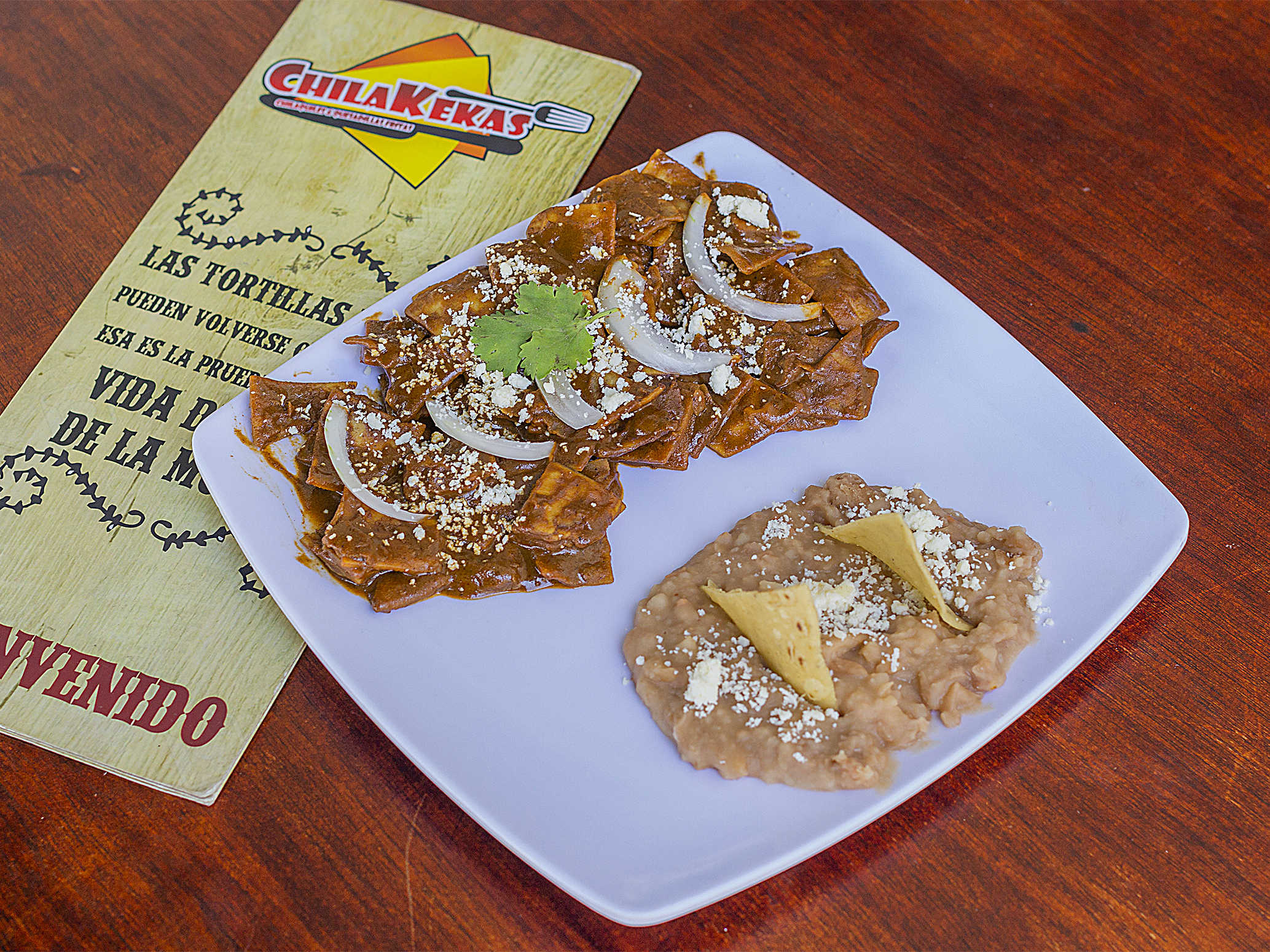 Chilaquiles Enmolados