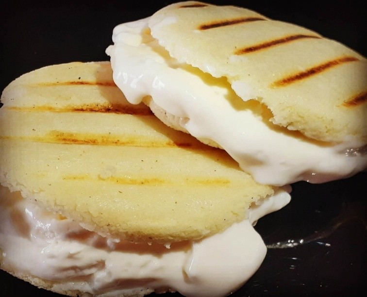 2x1 Arepas de Queso Mozzarella