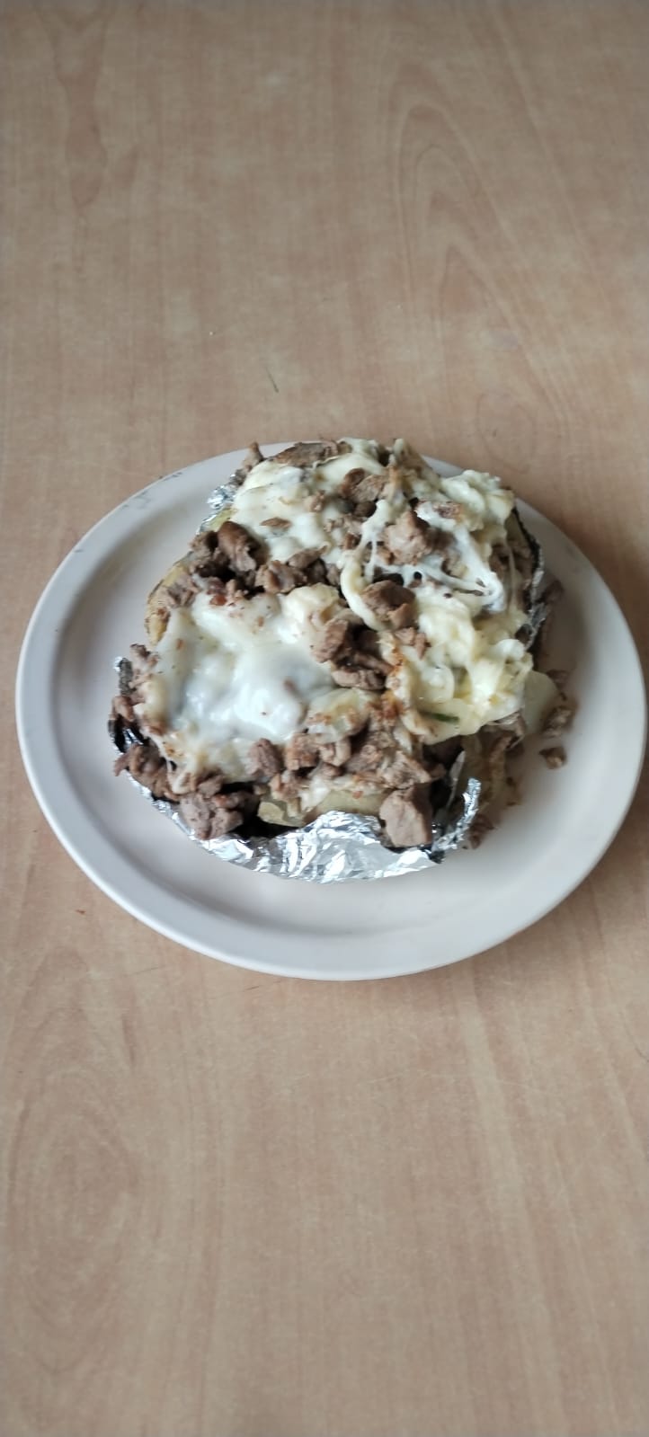 Papa Asada con Costilla
