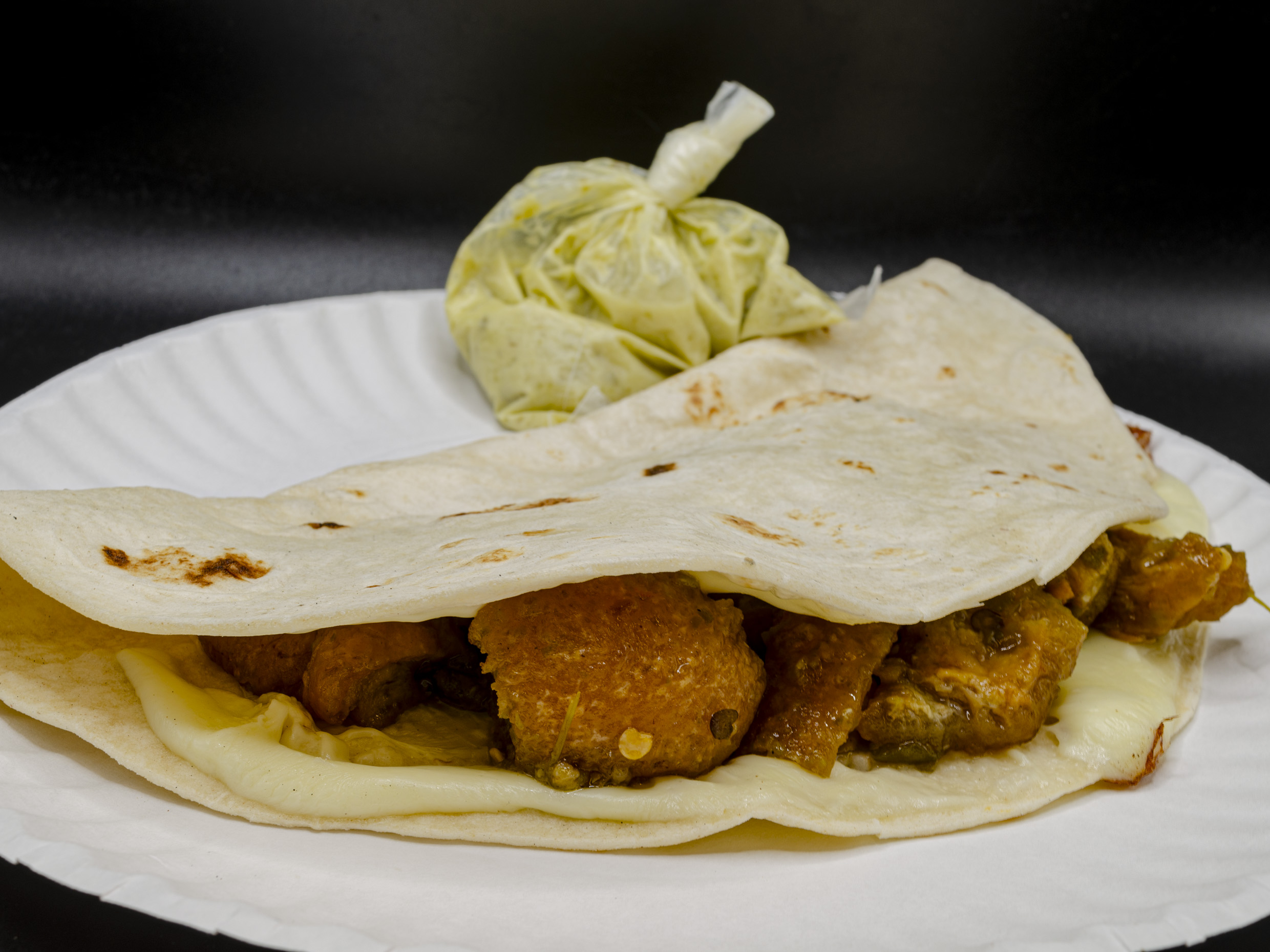 Mollete Chicharrón de Pella