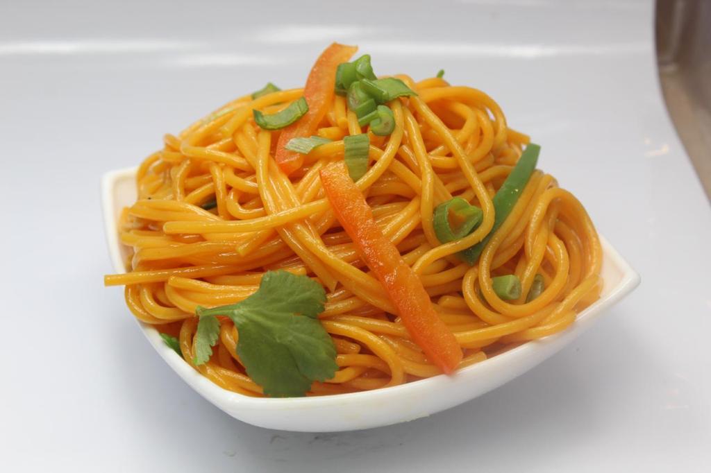 Spaghetti Frito con Verdura