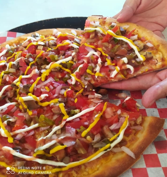 DOGGO PIZZA