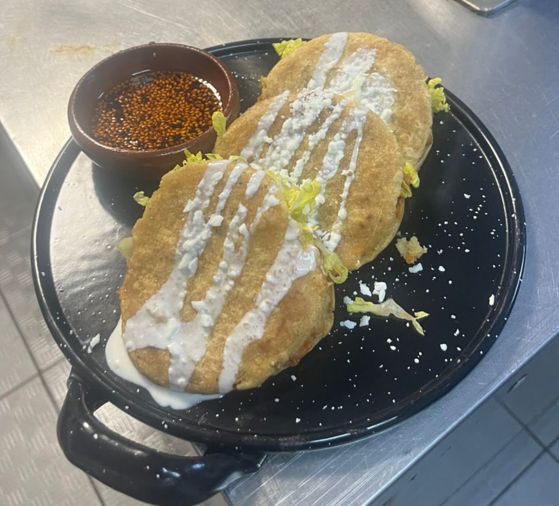 Gorditas Rellenas Cordero (3pcs)