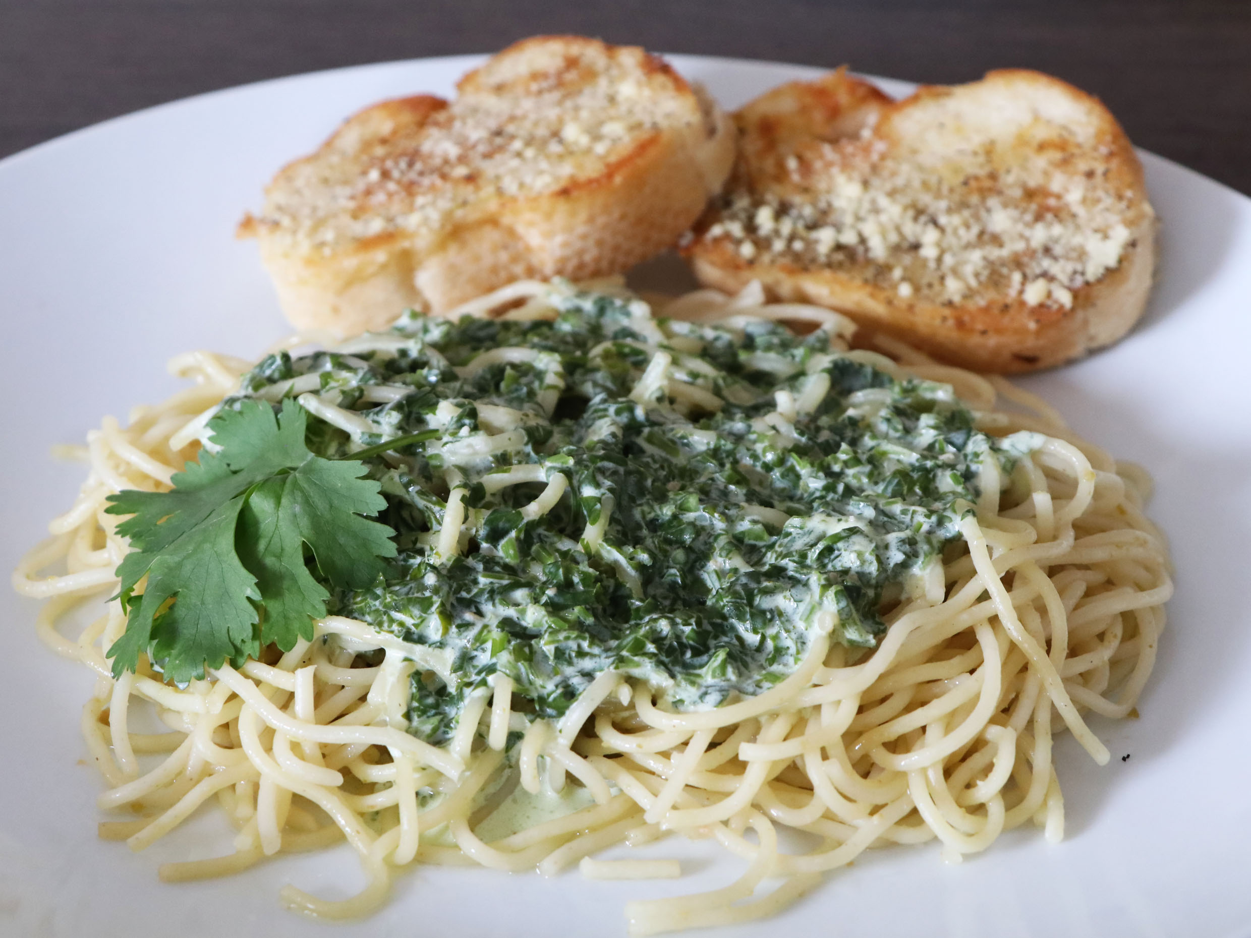 PASTA CREMA DE CILANTRO