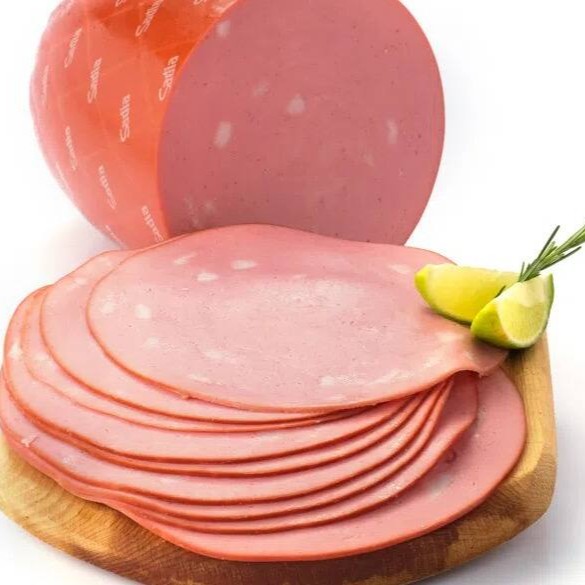 Embalagem com 100 g de Mortadela Defumada Fatiada.