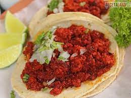 Taco de Longaniza con Tortilla de Maíz Chica