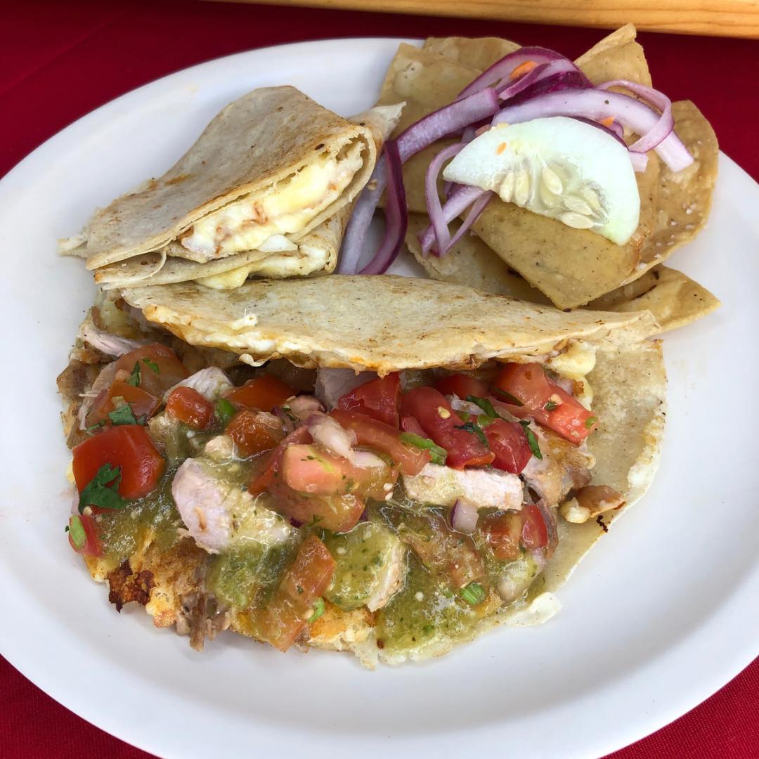 Quesadilla de Harina con Carne