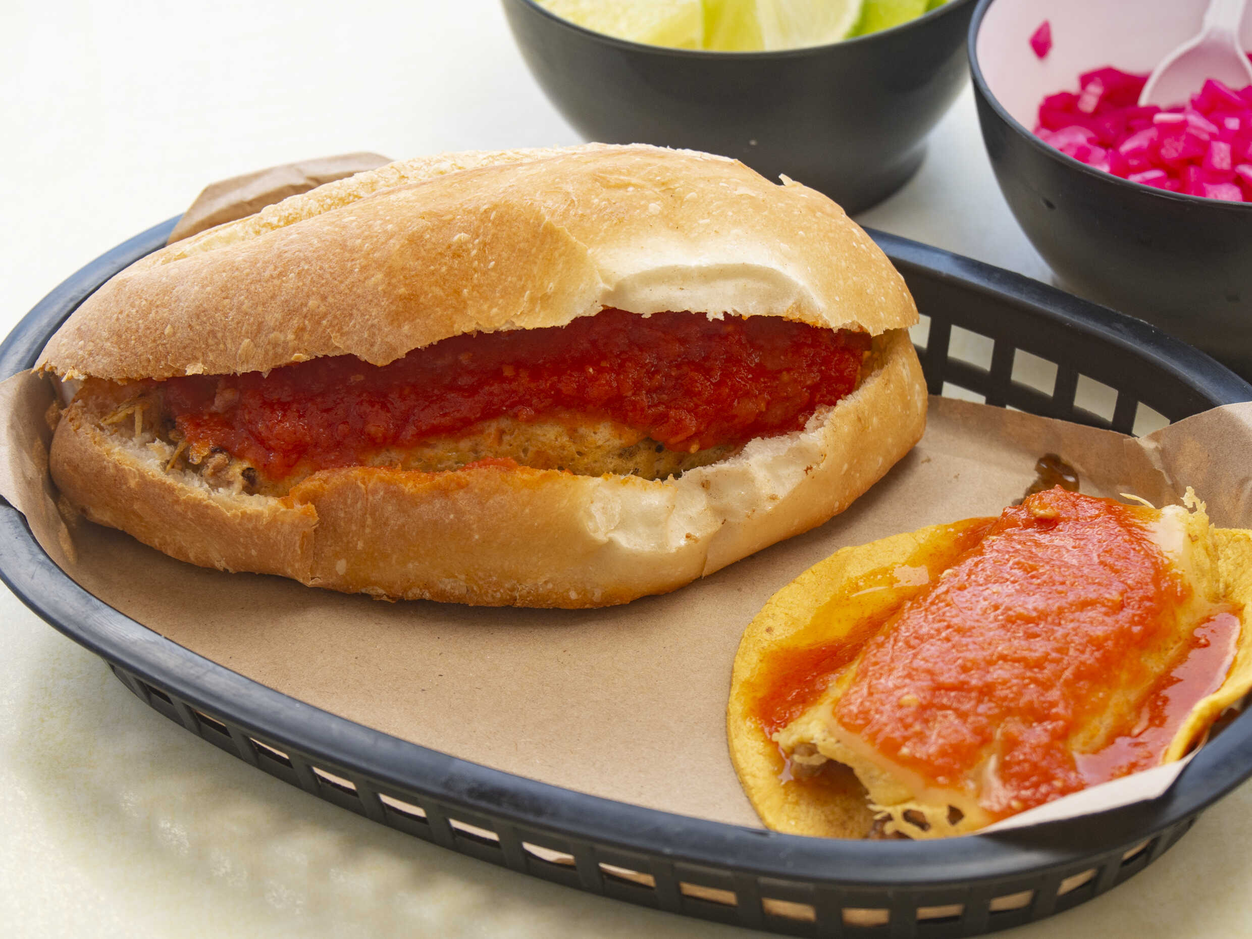 TORTA DE LOMITOS ENTOMATADOS