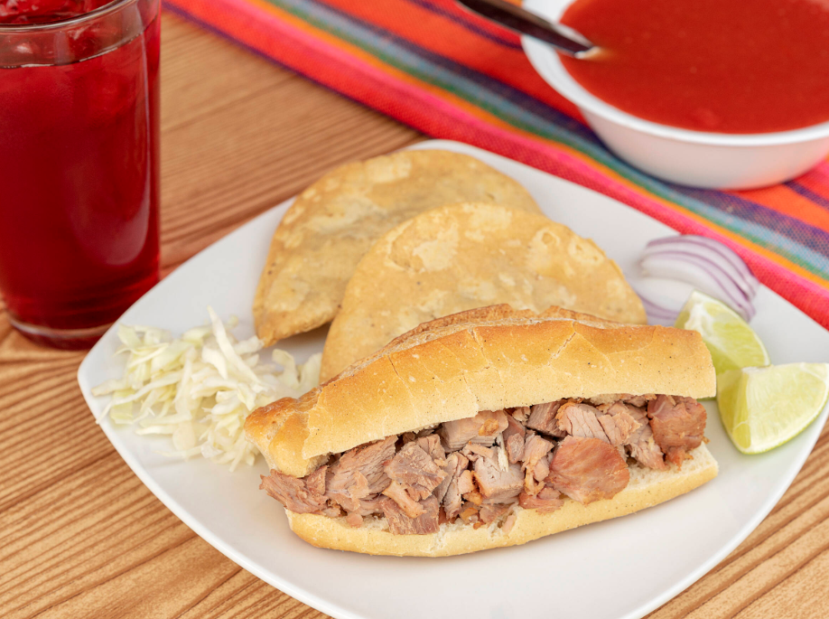 TORTA AHOGADA DE CARNITA