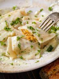 Raviolis Ricotta en Salsa Alfredo