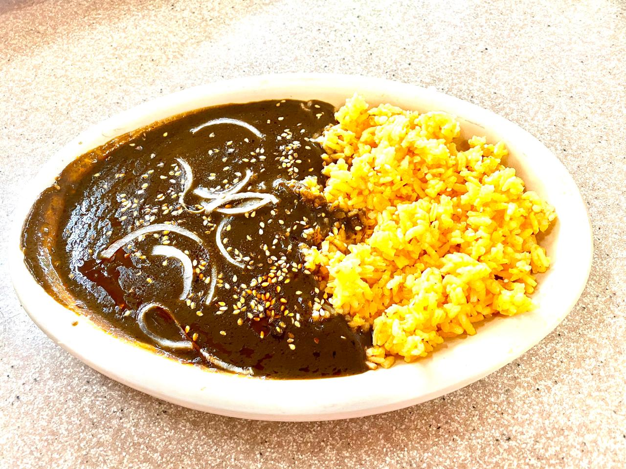 Arroz Rojo Con Mole 300 g