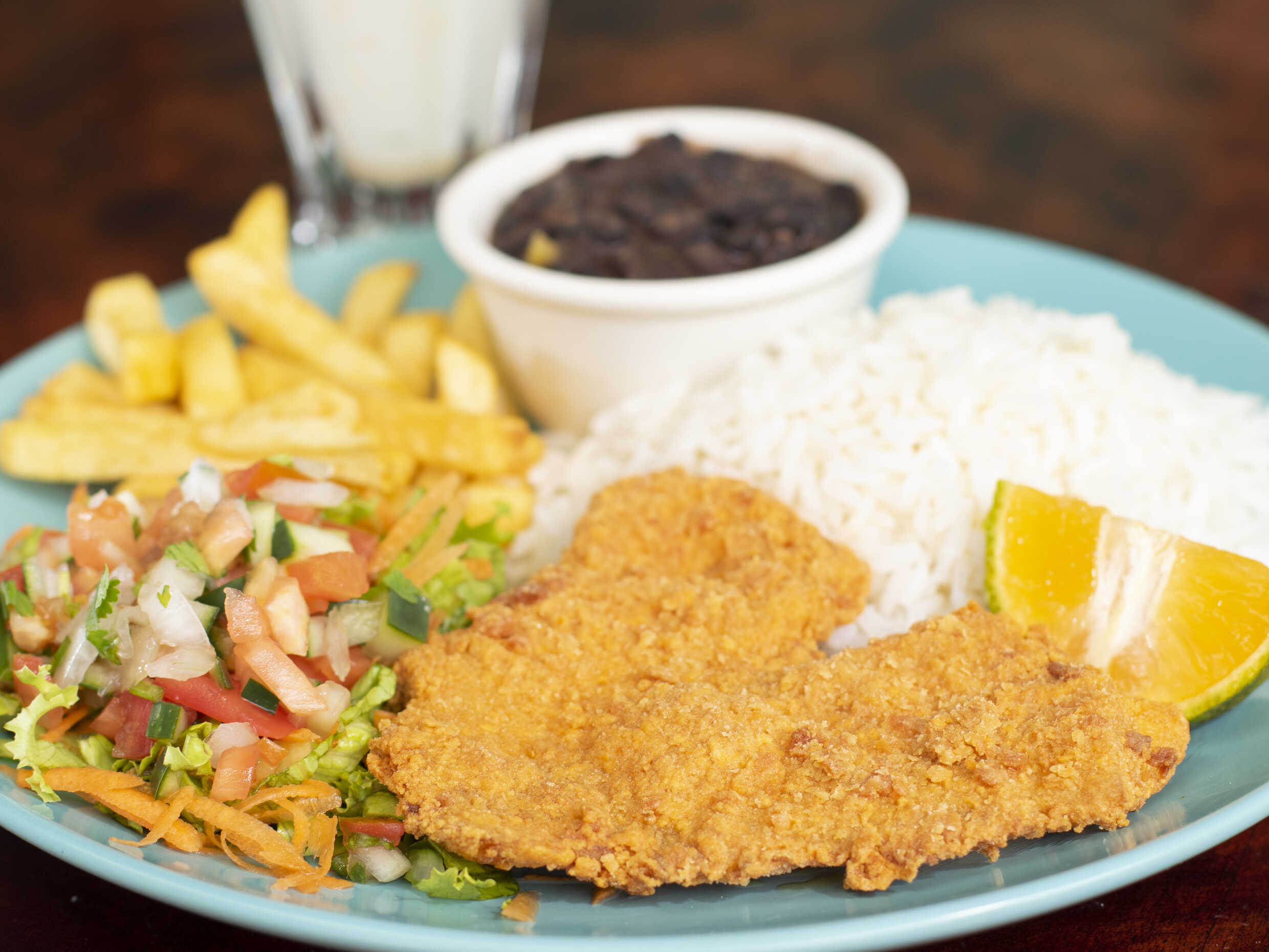 Casado con Pescado + Bebida