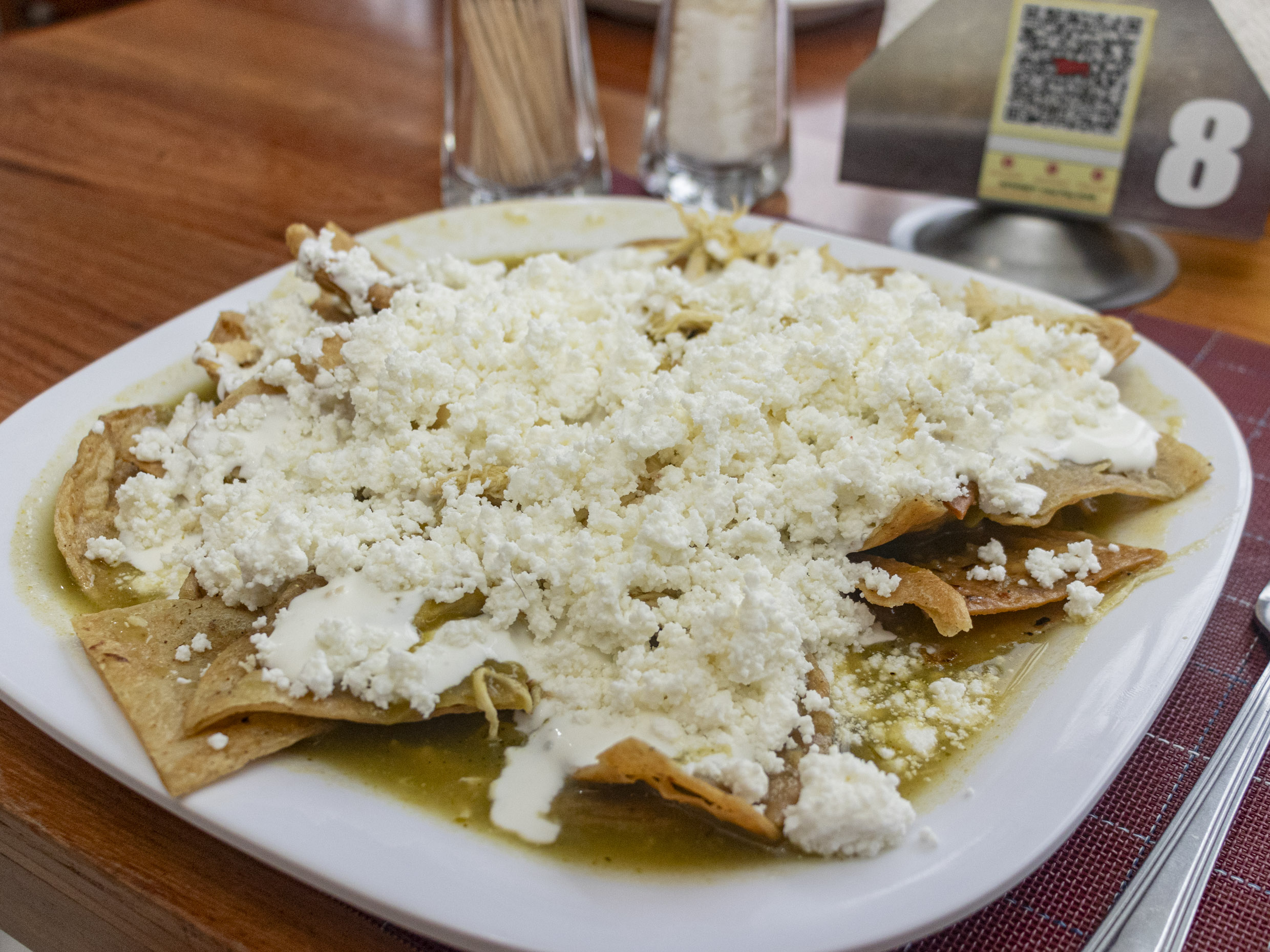 Desayuno Ejecutivo Chilaquiles con Pollo