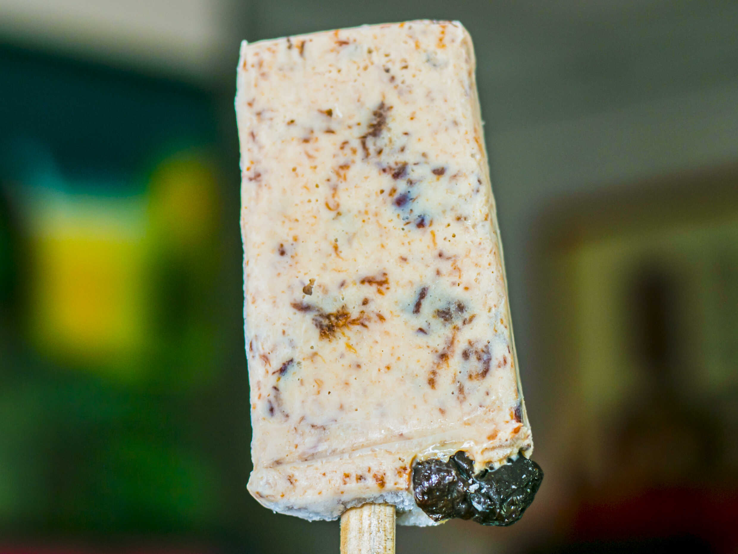PALETA DE LECHE SABOR CIRUELA