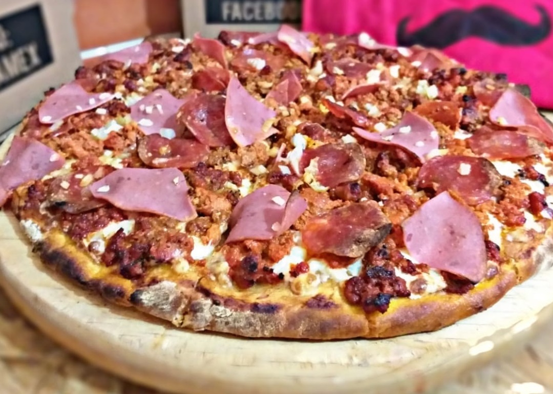 Pizza Carnívora