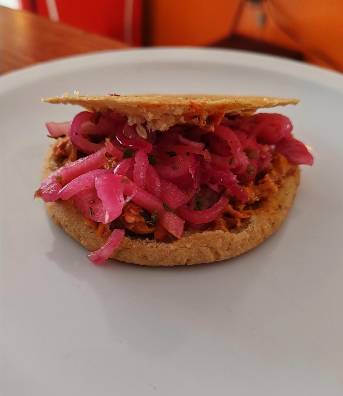 Gordita Rellena de Cochinita