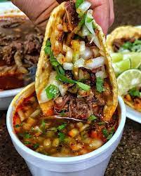 5 Tacos de Birria + Consomé