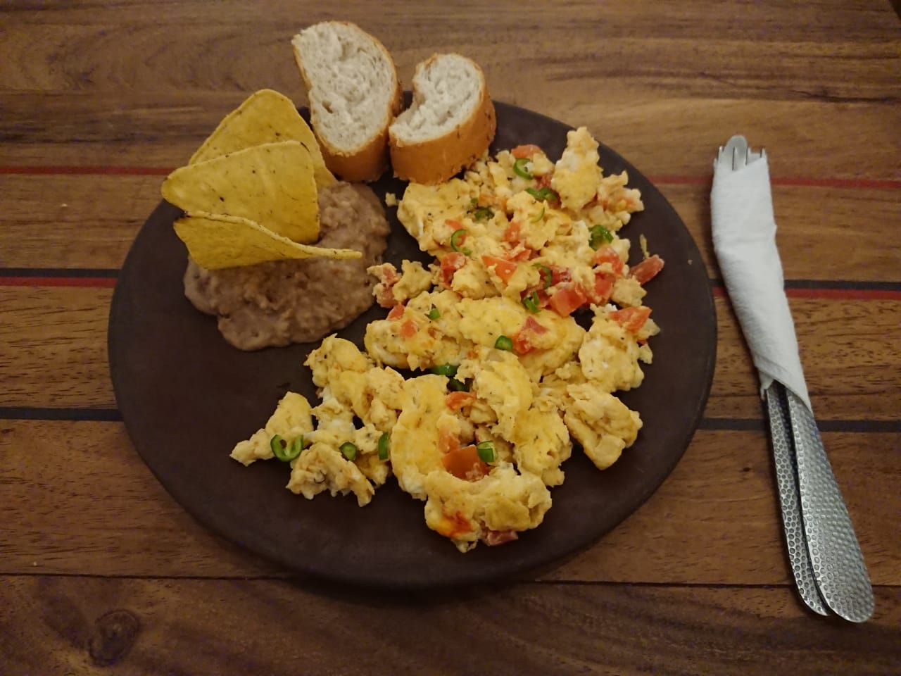 Combo Huevos a la Mexicana