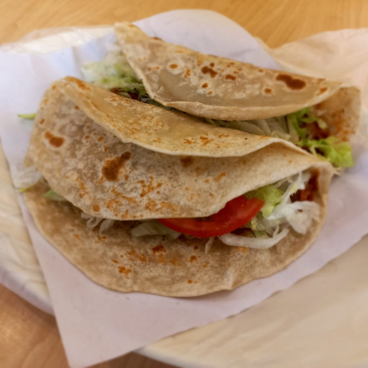 2 Tortillas de harina de deshebrada