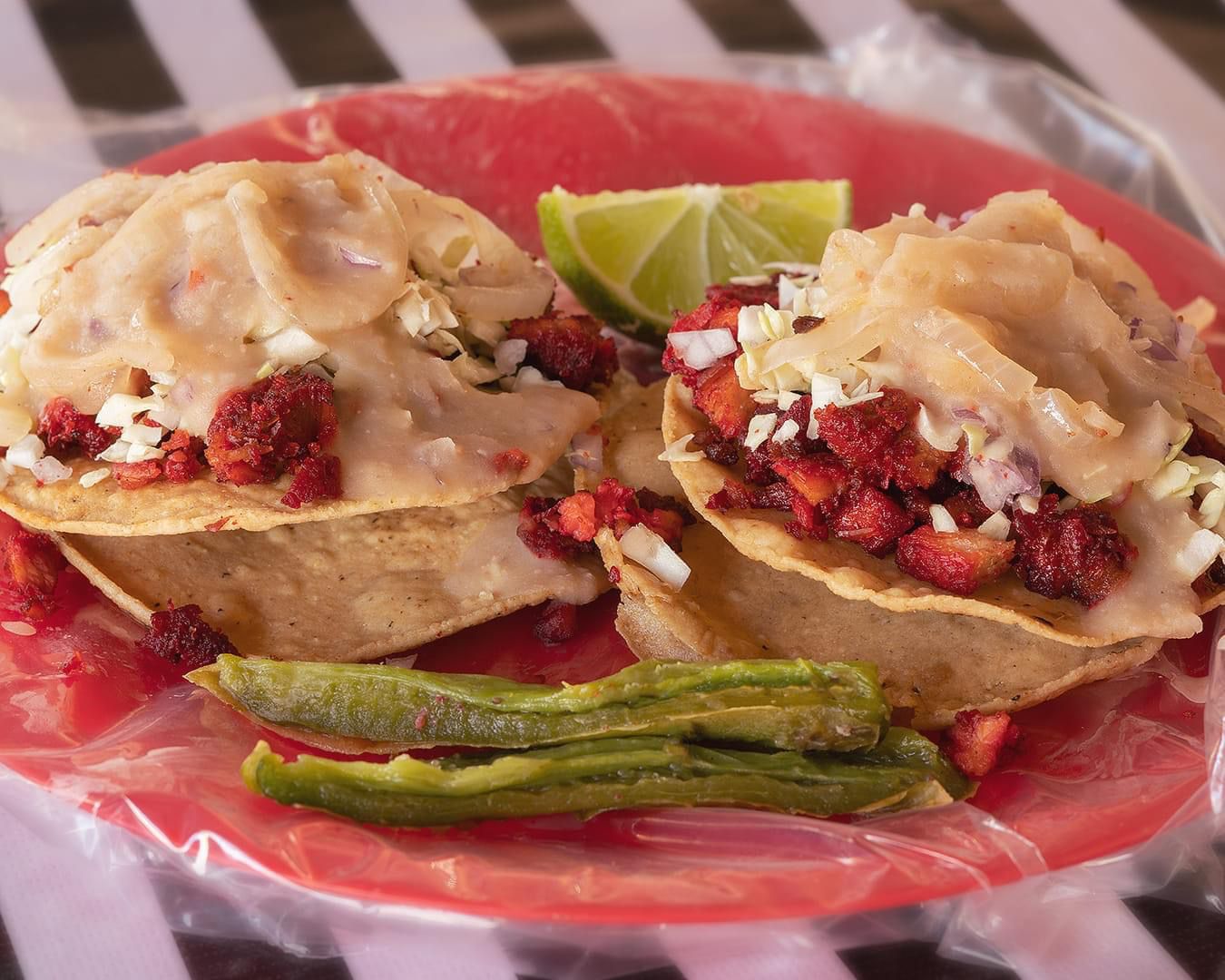 Taco Dorado Carne Adobada