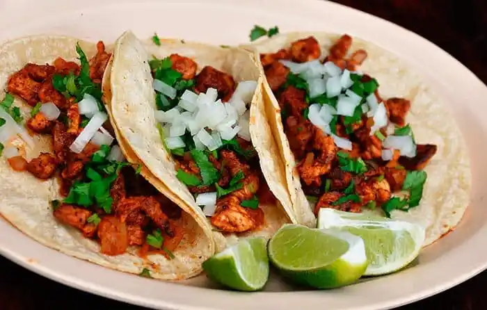 Taco de Chorizo Artesanal.