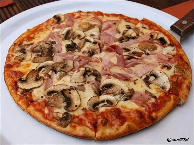 Pizza Montañesa