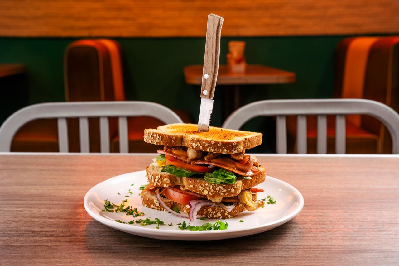 Sandwich del Club