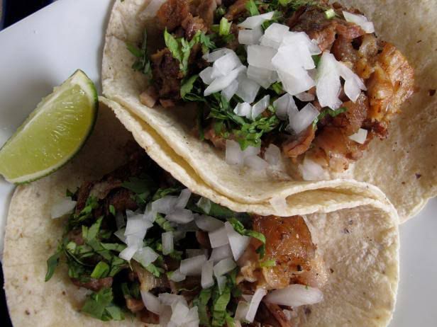 2 Tacos Surtido + 1 Coca Cola 600ml