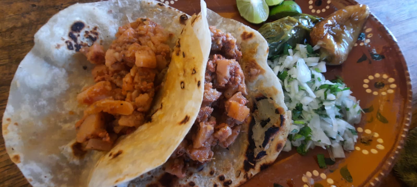 Combo-2 Tacos de Papas con Chorizo + Bebida
