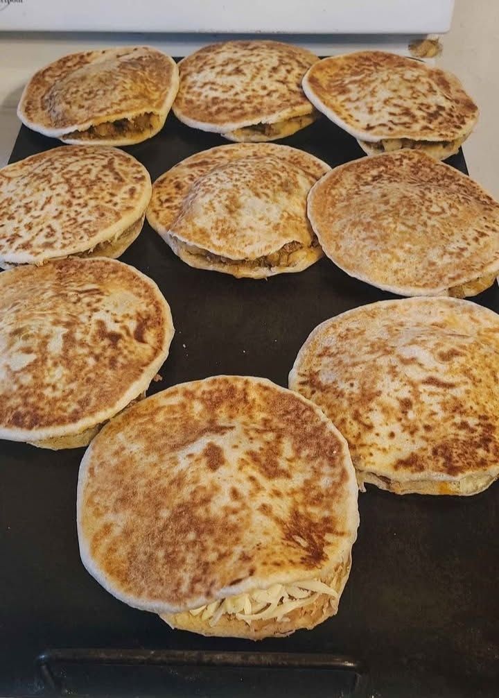 Gordita de Frijoles con Queso