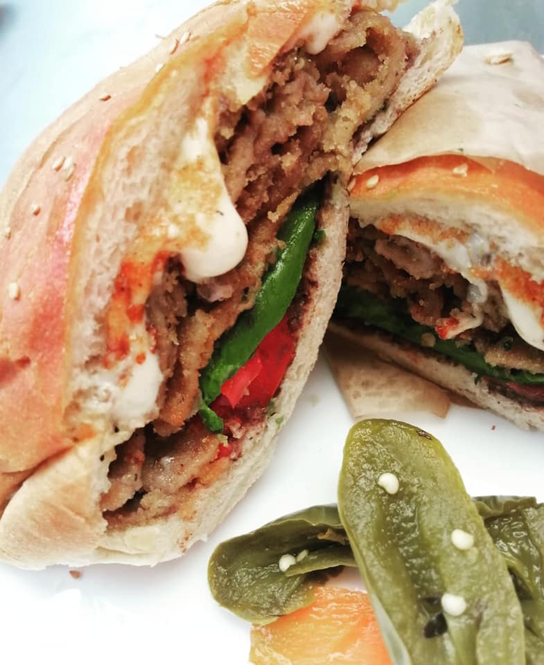 Torta de Pierna al Horno + Refresco