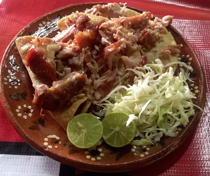 Taco Dorado con Carnita