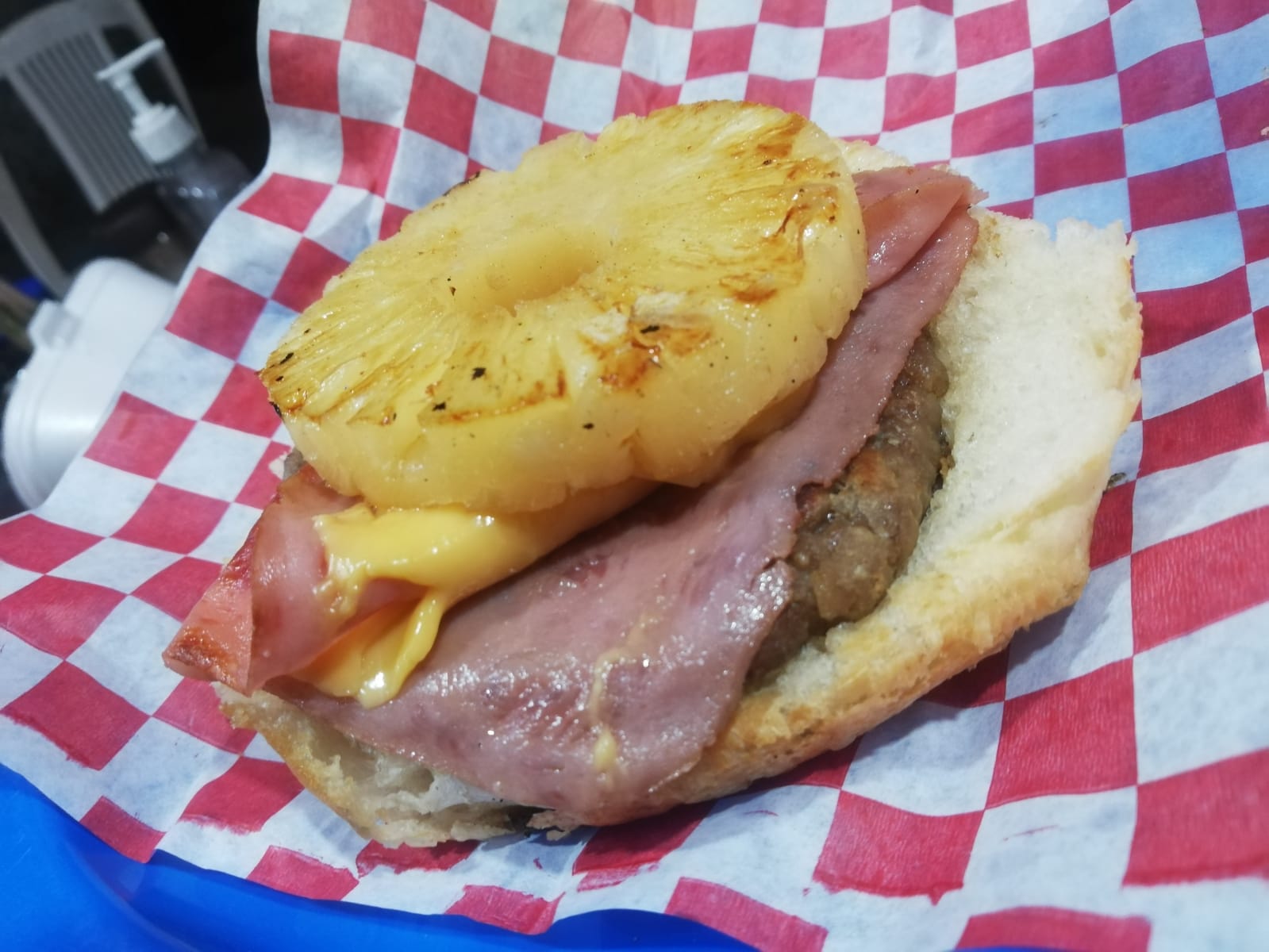 Hamburguesa Hawaiana